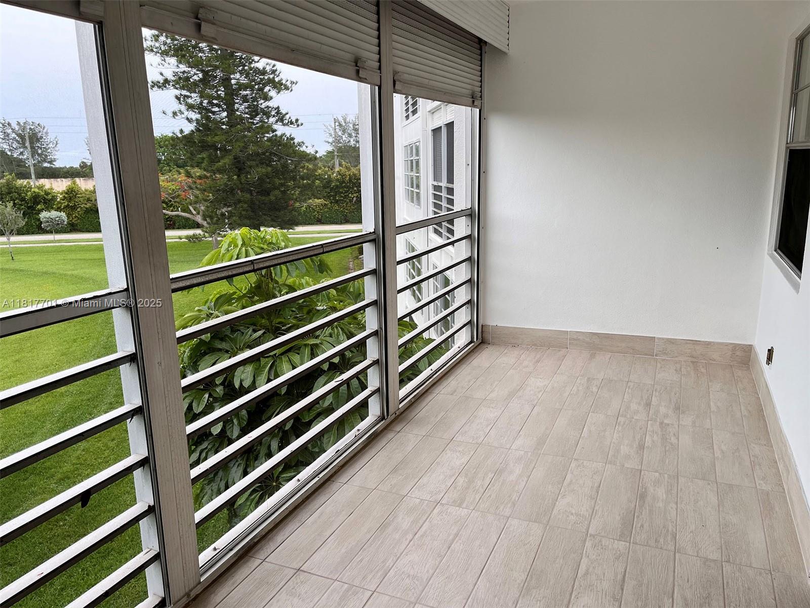 HYTHE AT CENTURY VILLAGE - Residential