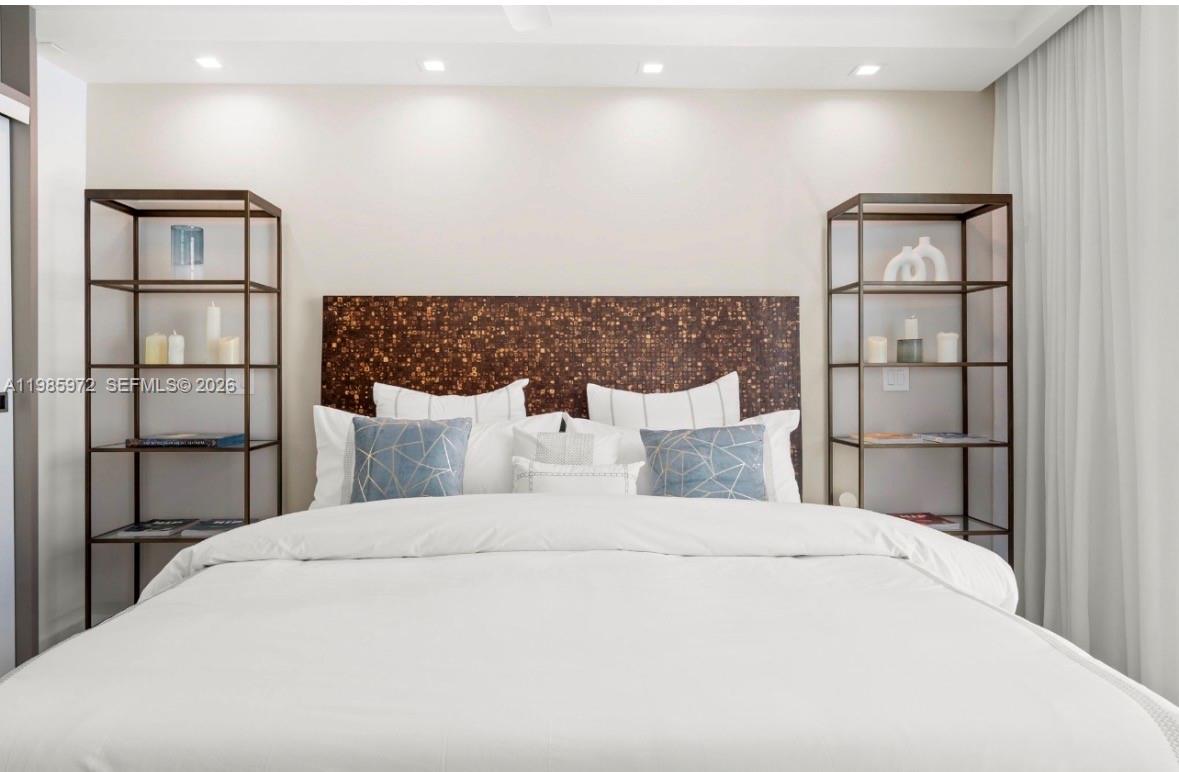 1500 OCEAN DRIVE CONDO - Residential Lease