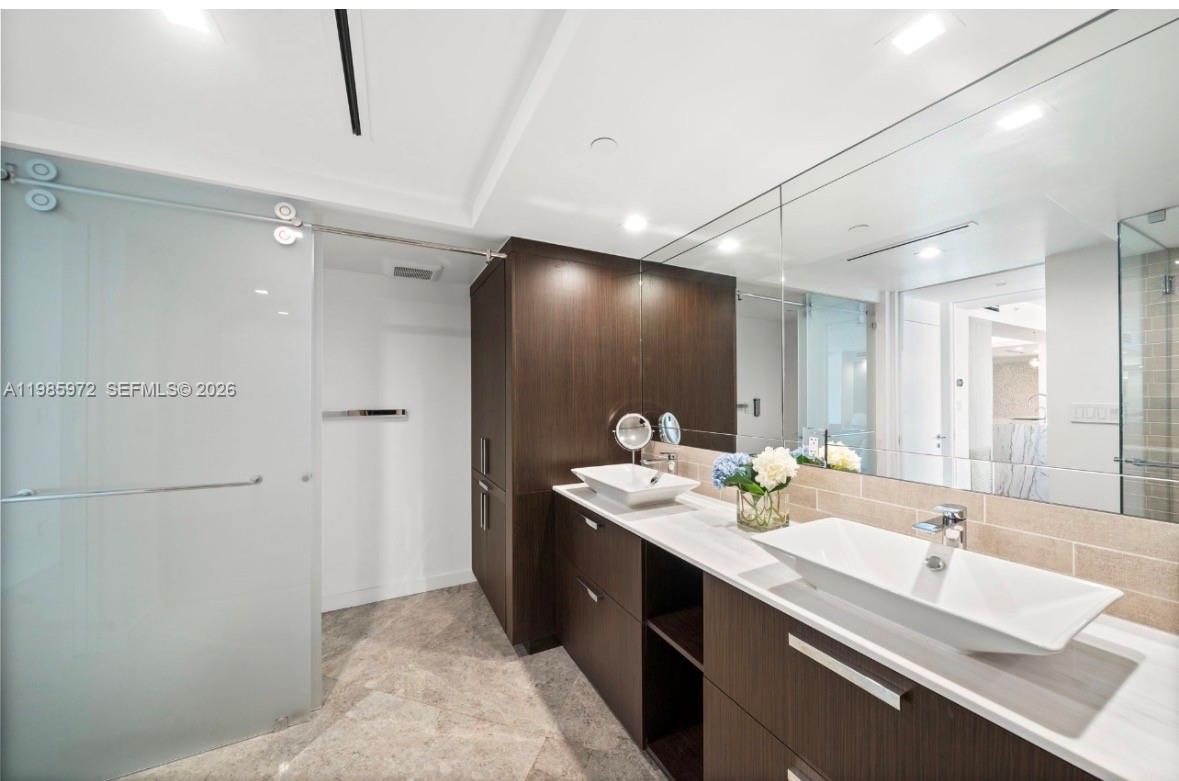 1500 OCEAN DRIVE CONDO - Residential Lease