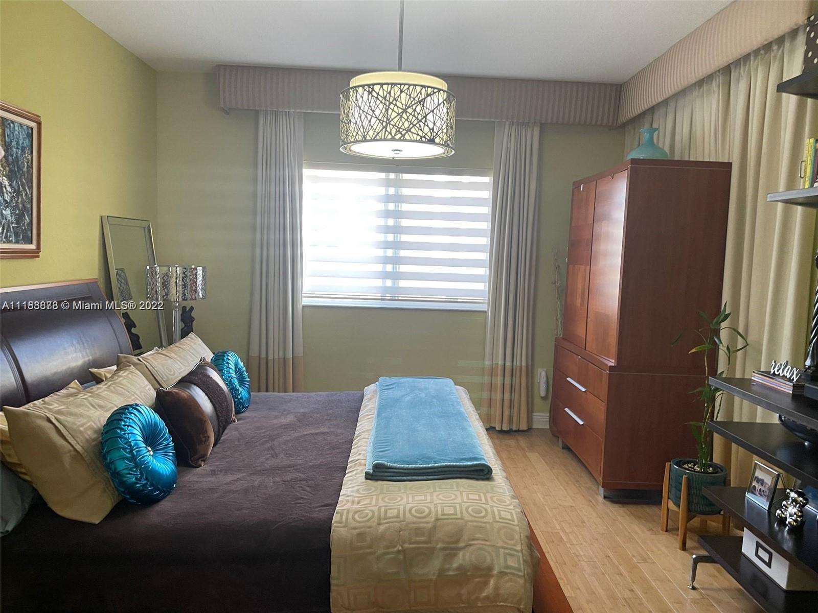 CAPTIVA CONDO E - Residential Lease