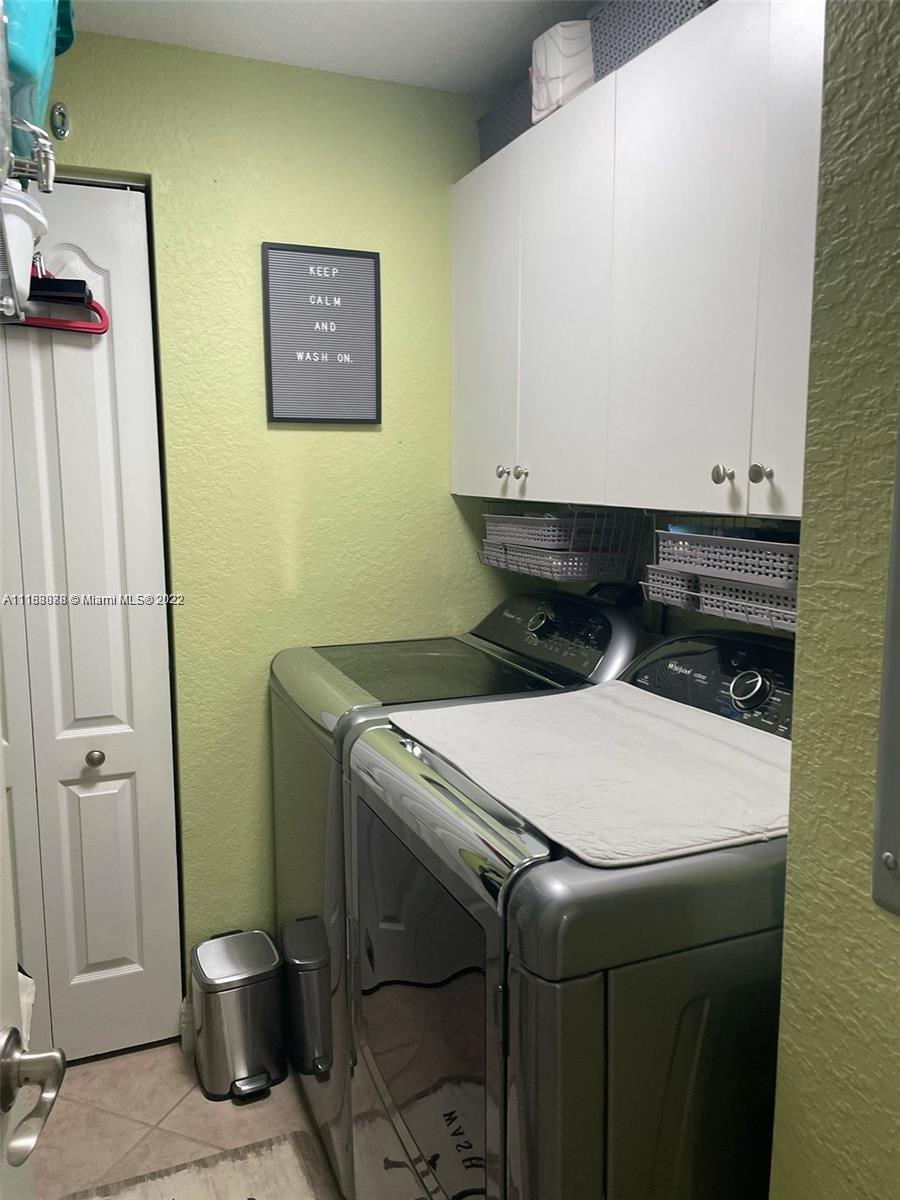 CAPTIVA CONDO E - Residential Lease
