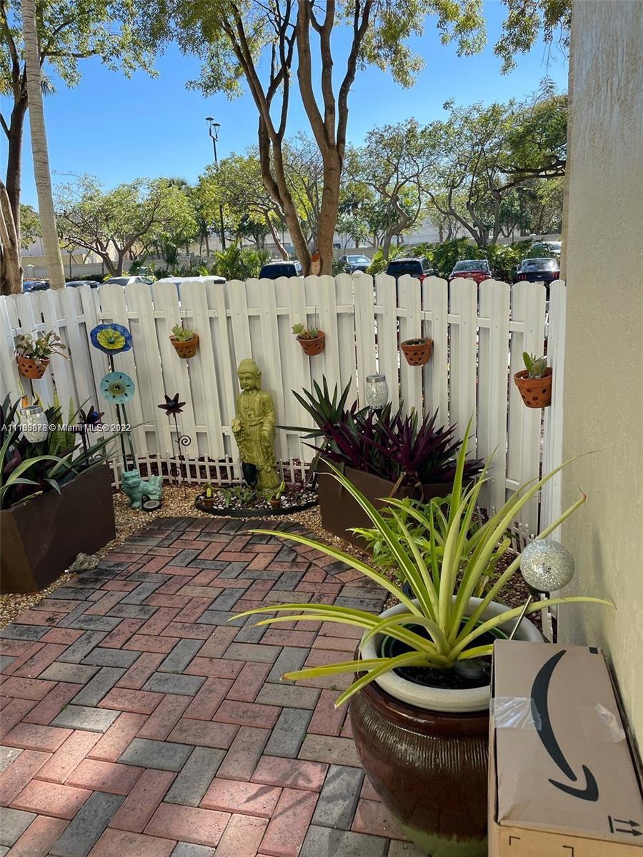 CAPTIVA CONDO E - Residential Lease