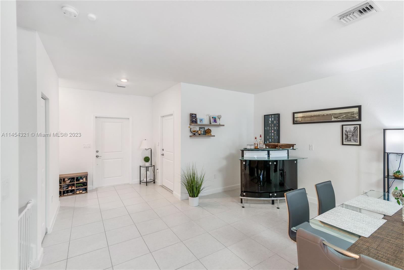 CAPLE FARMS NORTH - Residential