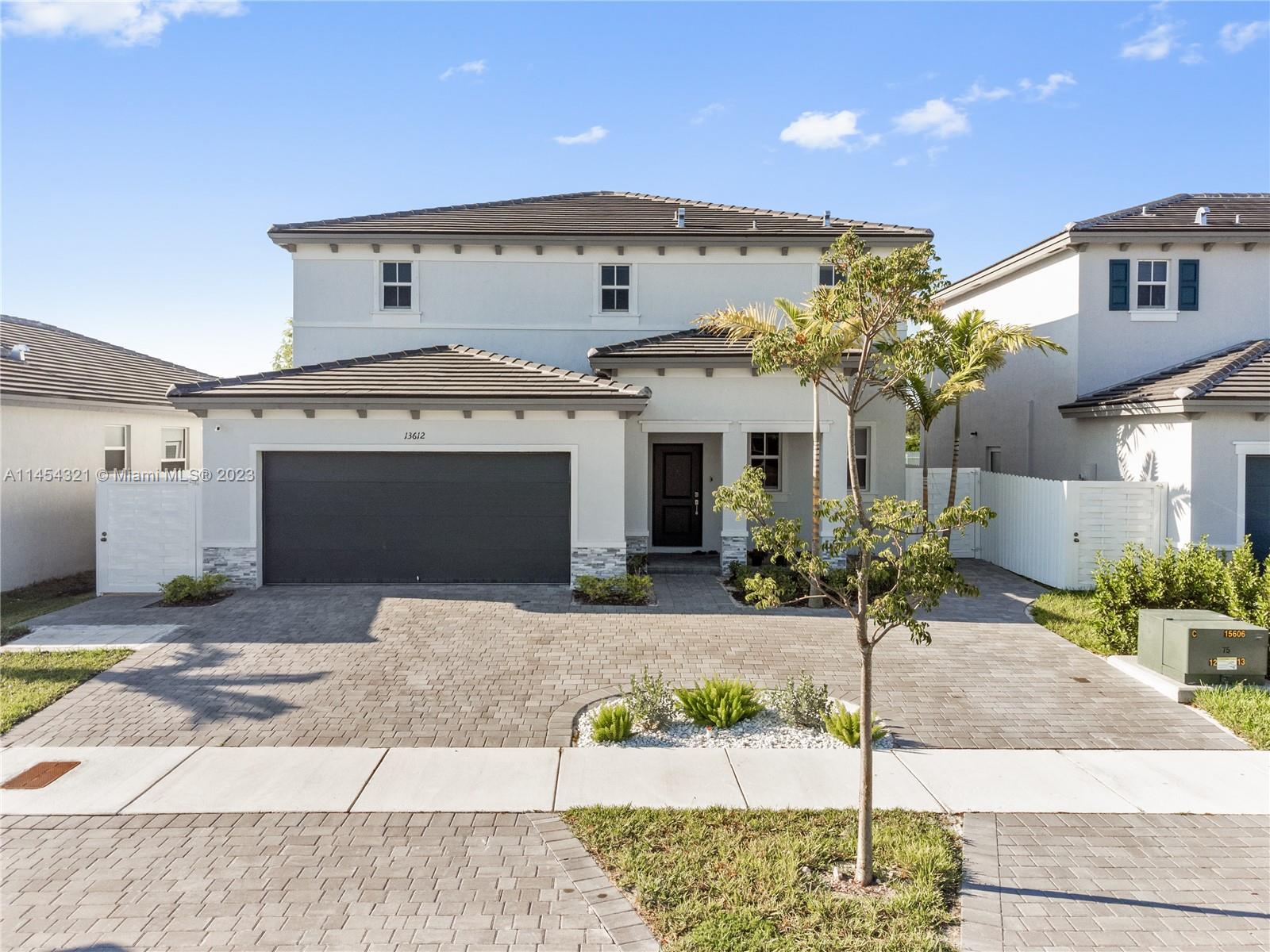 CAPLE FARMS NORTH - Residential