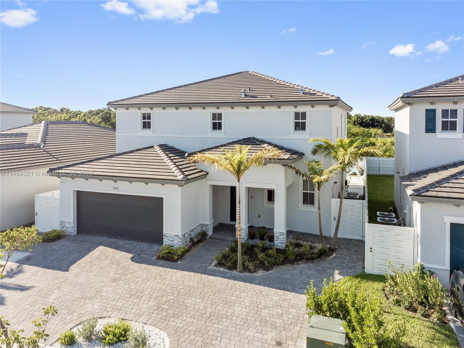 CAPLE FARMS NORTH - Residential