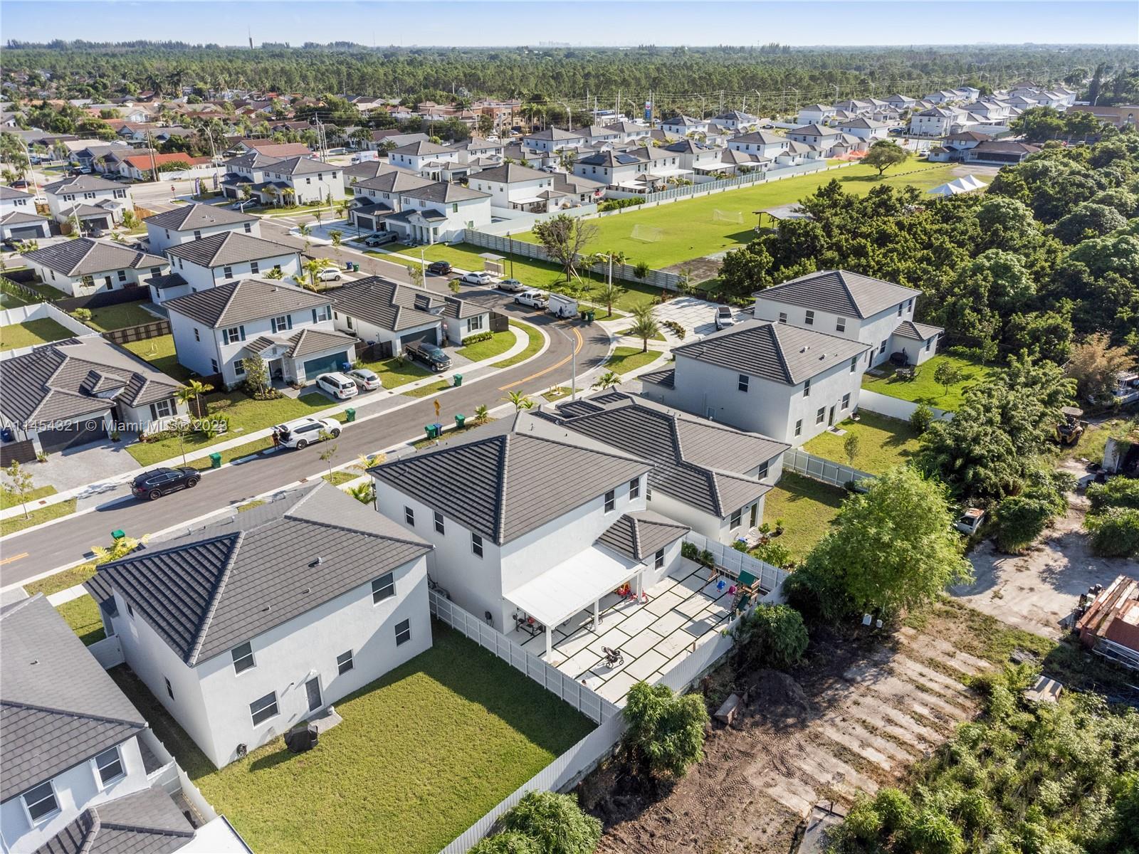 CAPLE FARMS NORTH - Residential