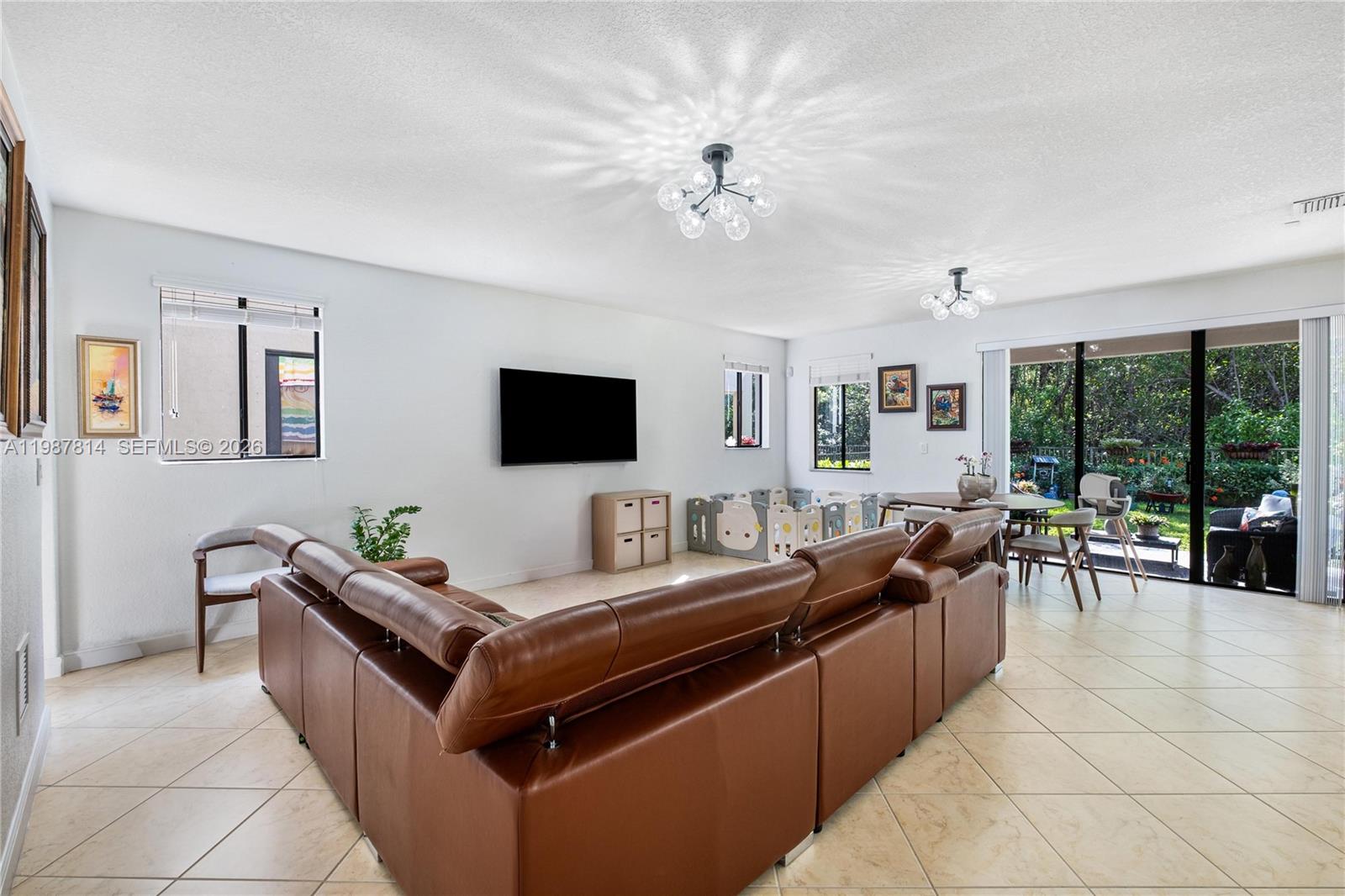 CUTLER CAY - Residential Lease