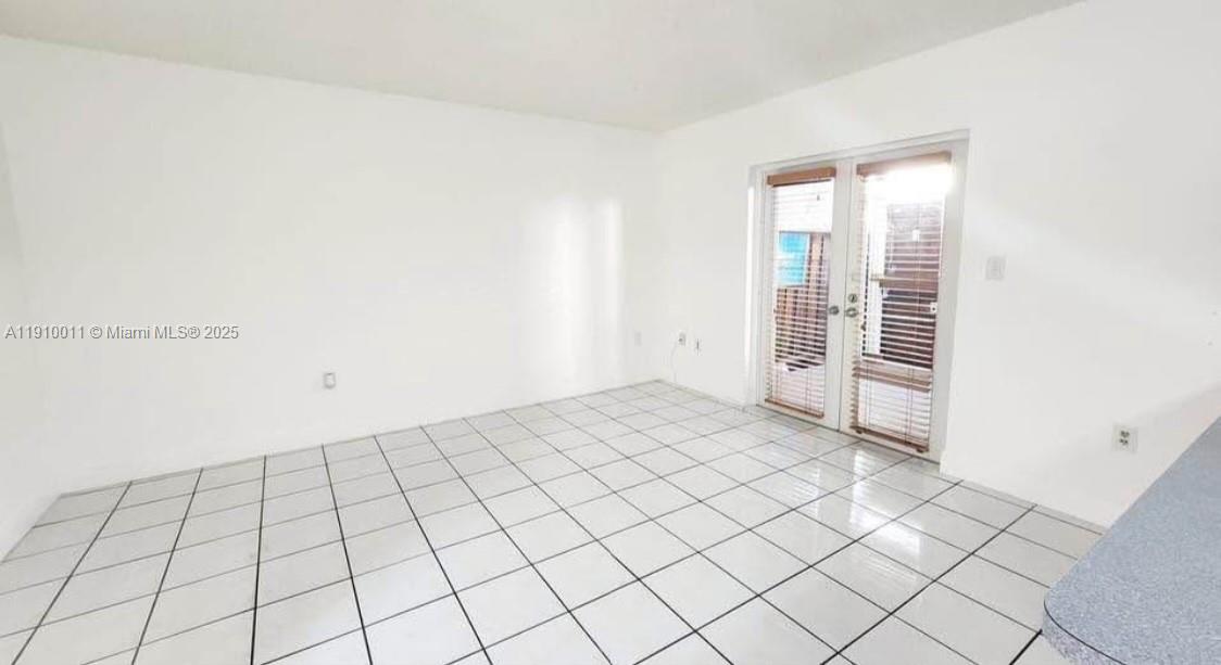 SWEETWATER VILLAS WEST CO - Residential