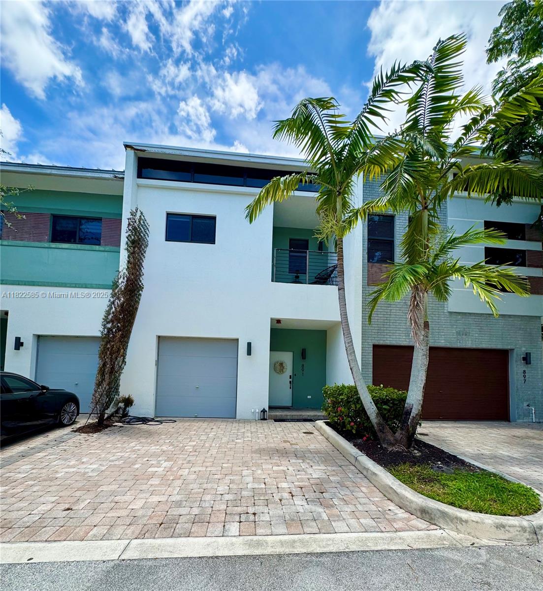 Rental Property at 891 Nw 45th Ter, Plantation, Miami-Dade County, Florida - Bedrooms: 3 
Bathrooms: 3  - $3,250 MO.