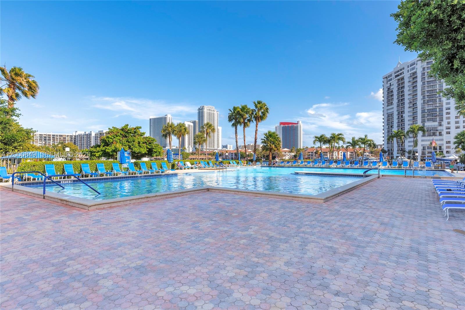 OLYMPUS CONDO PHASE - Residential