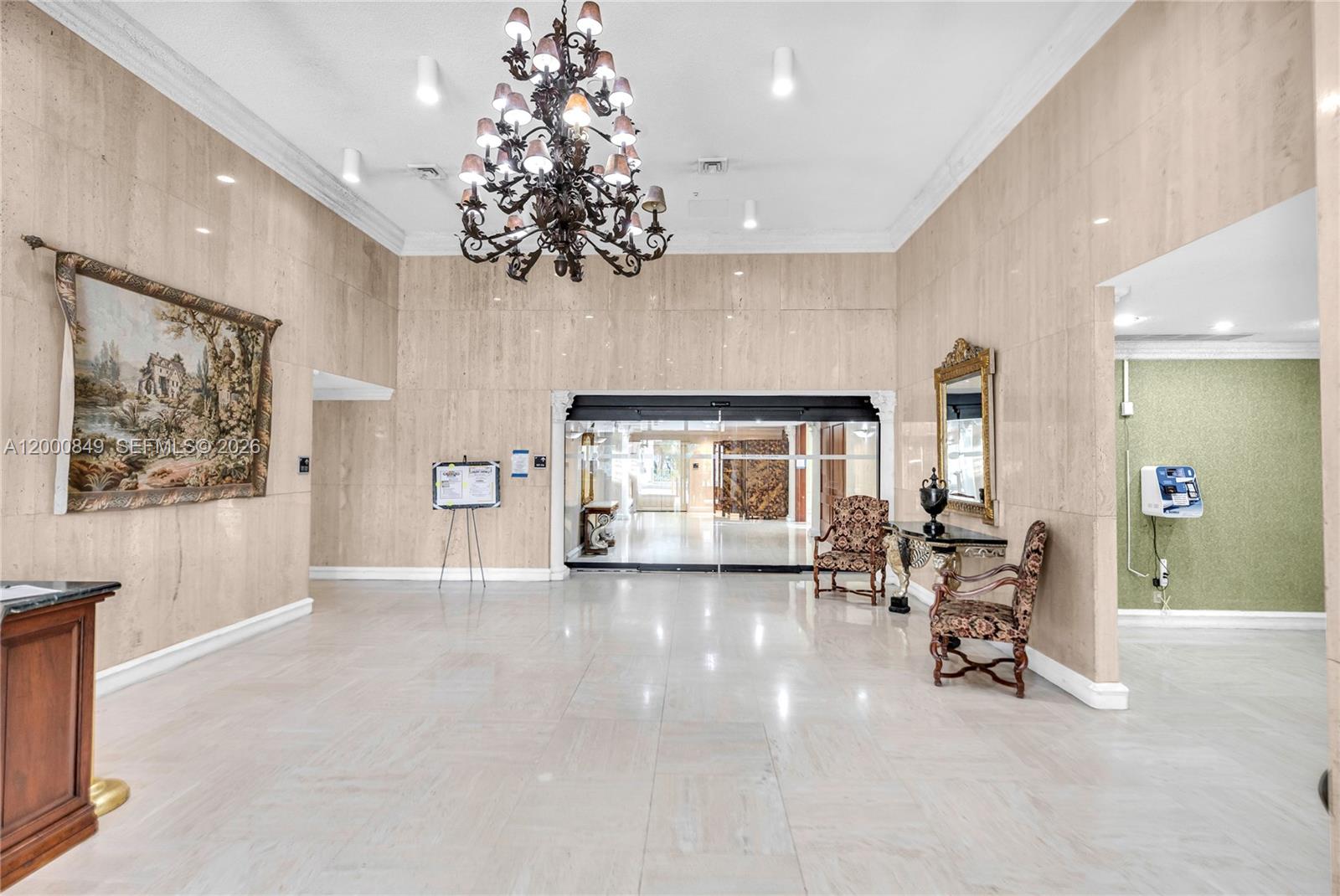 OLYMPUS CONDO PHASE - Residential