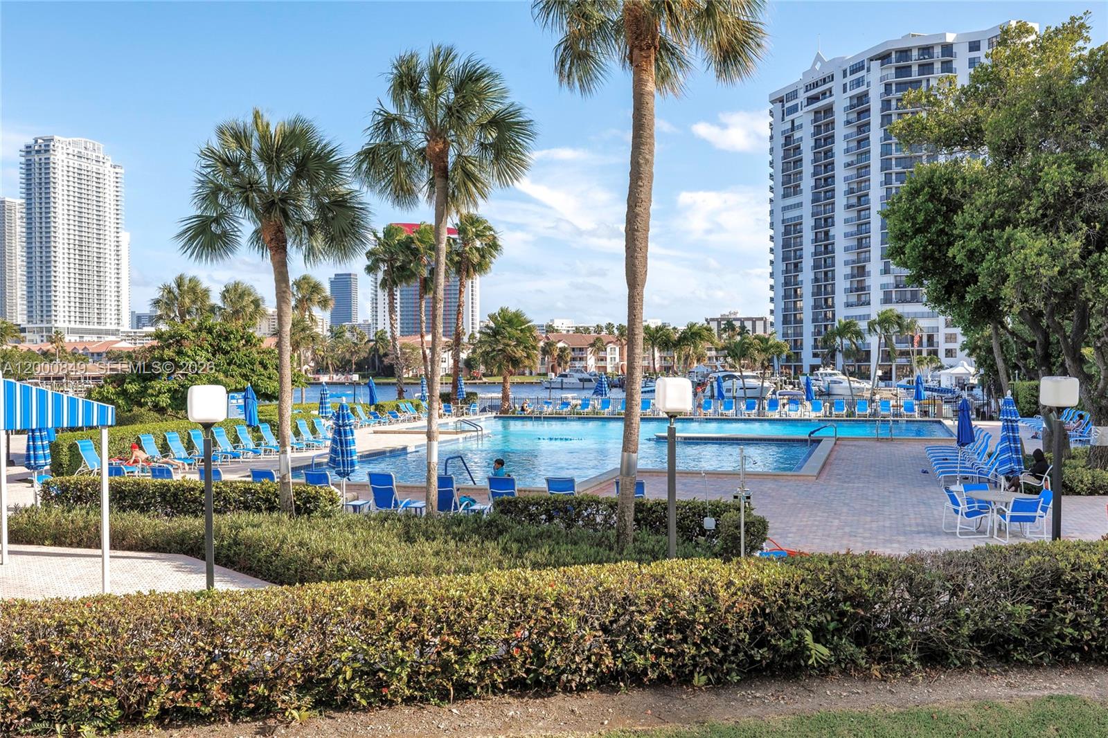 OLYMPUS CONDO PHASE - Residential