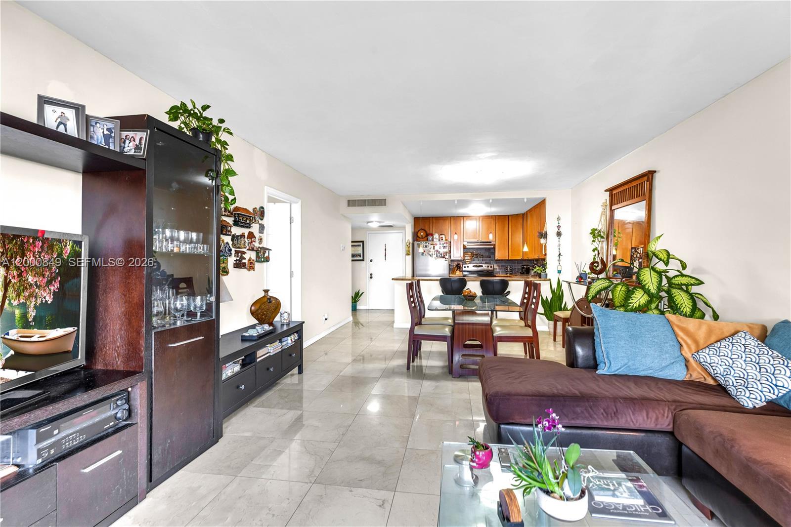 OLYMPUS CONDO PHASE - Residential