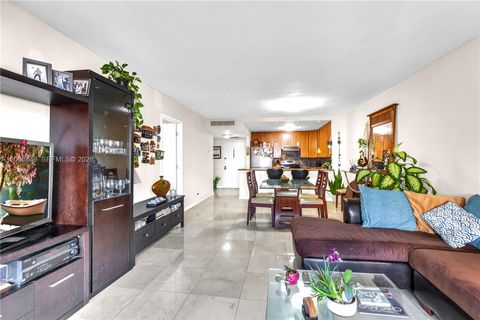 Tiny photo for 600 Three Islands Blvd #618, Hallandale Beach, FL 33009 (MLS # A12000849)