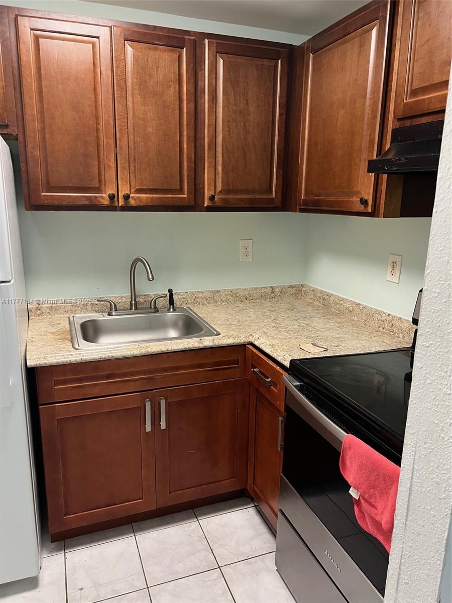 241 SE 9th Ave 109