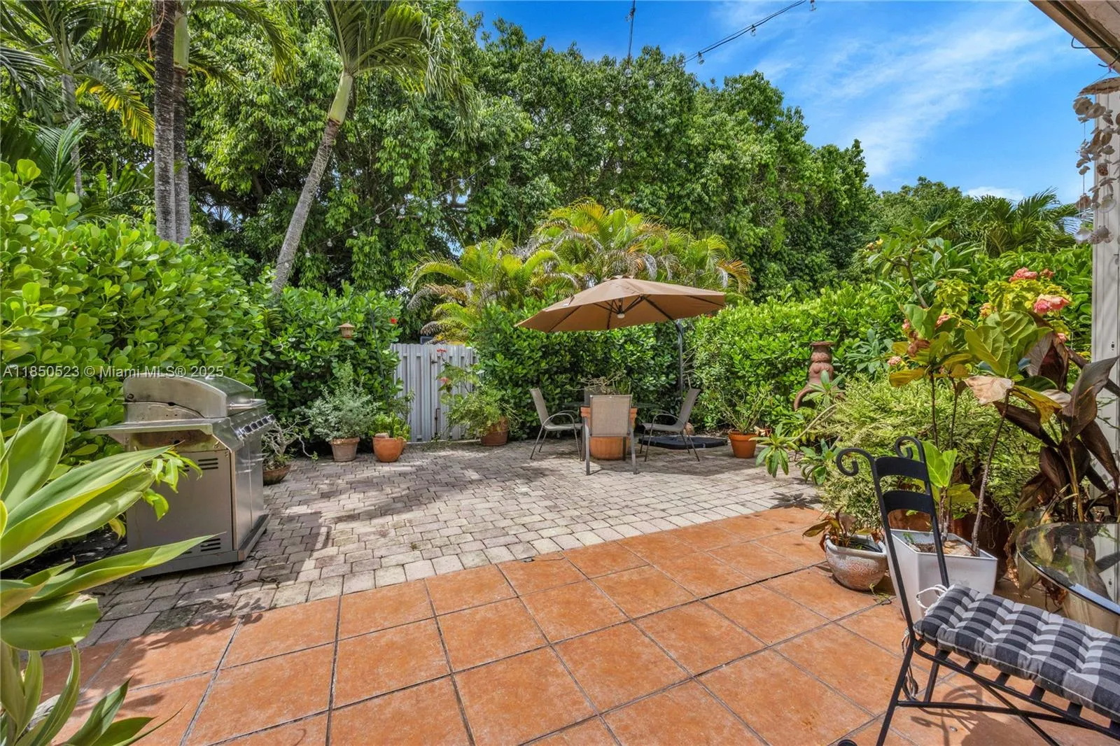 Miami, Florida 33176, United States, 3 Bedrooms Bedrooms, ,3 BathroomsBathrooms,Residential,Active,183970