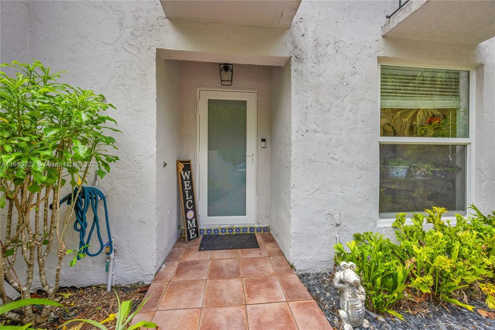 Miami, Florida 33176, United States, 3 Bedrooms Bedrooms, ,3 BathroomsBathrooms,Residential,Active,183970