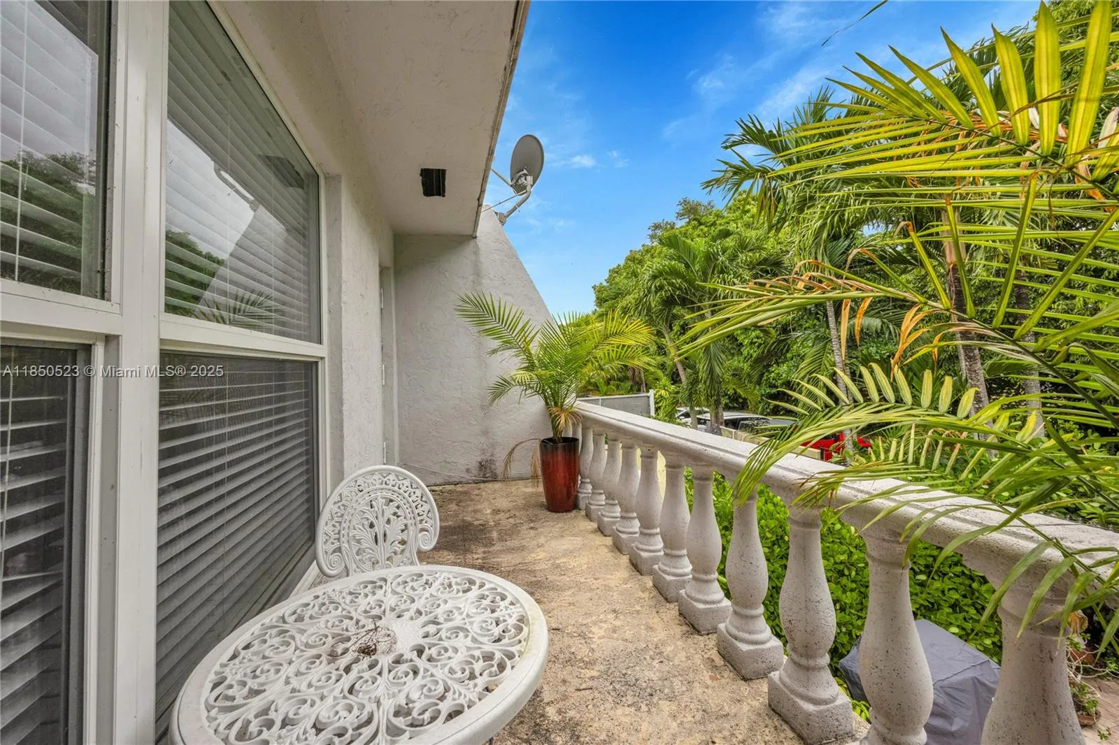 Miami, Florida 33176, United States, 3 Bedrooms Bedrooms, ,3 BathroomsBathrooms,Residential,Active,183970