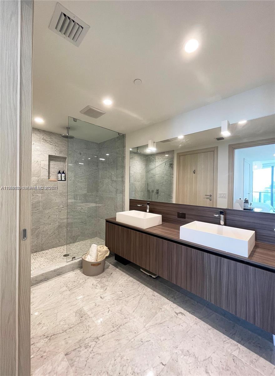 BRICKELL FLATIRON CONDO - Residential