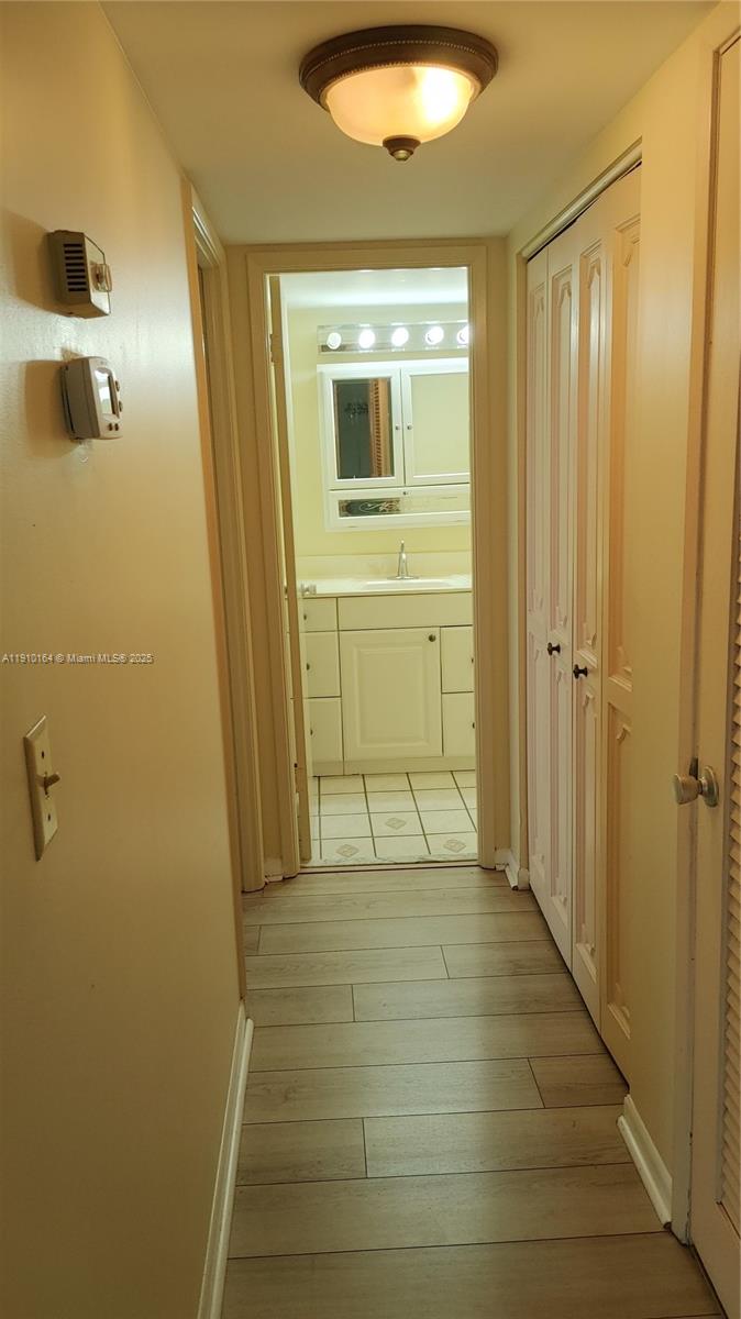 BRIARWOOD CLUB CONDO 3 - Residential