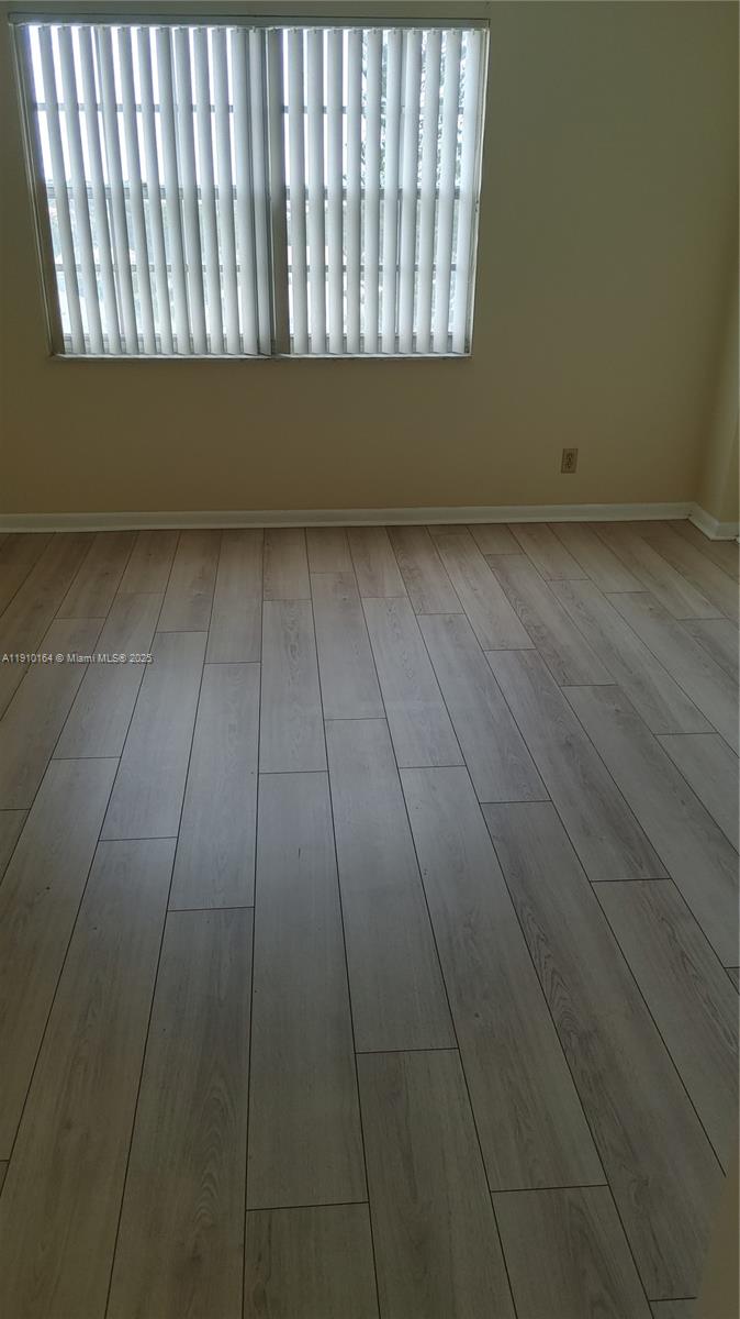 BRIARWOOD CLUB CONDO 3 - Residential