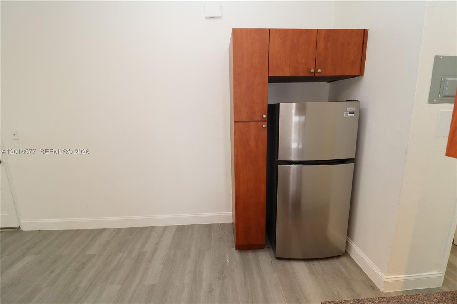 BISCAYNE BEACH-3RD ADDN - Residential Lease