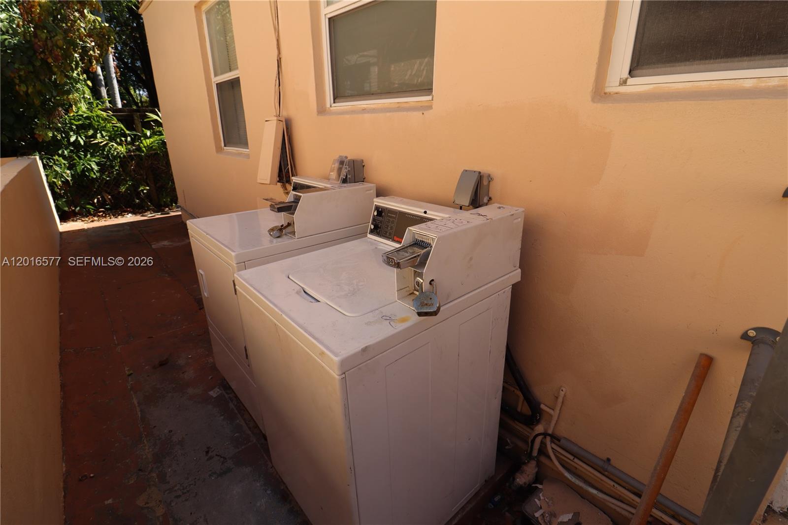 BISCAYNE BEACH-3RD ADDN - Residential Lease