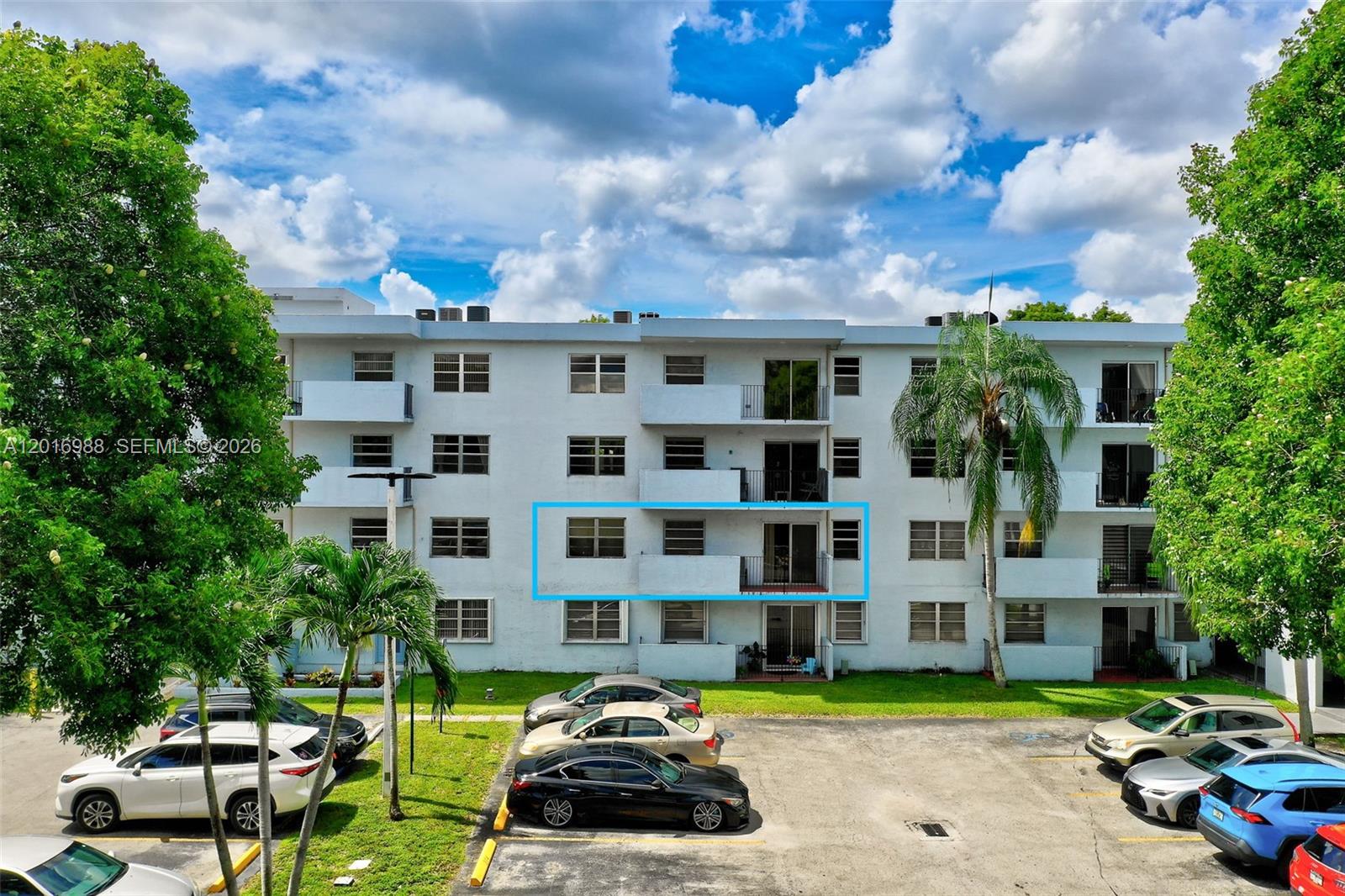 SEGOVIA CONDO - Residential