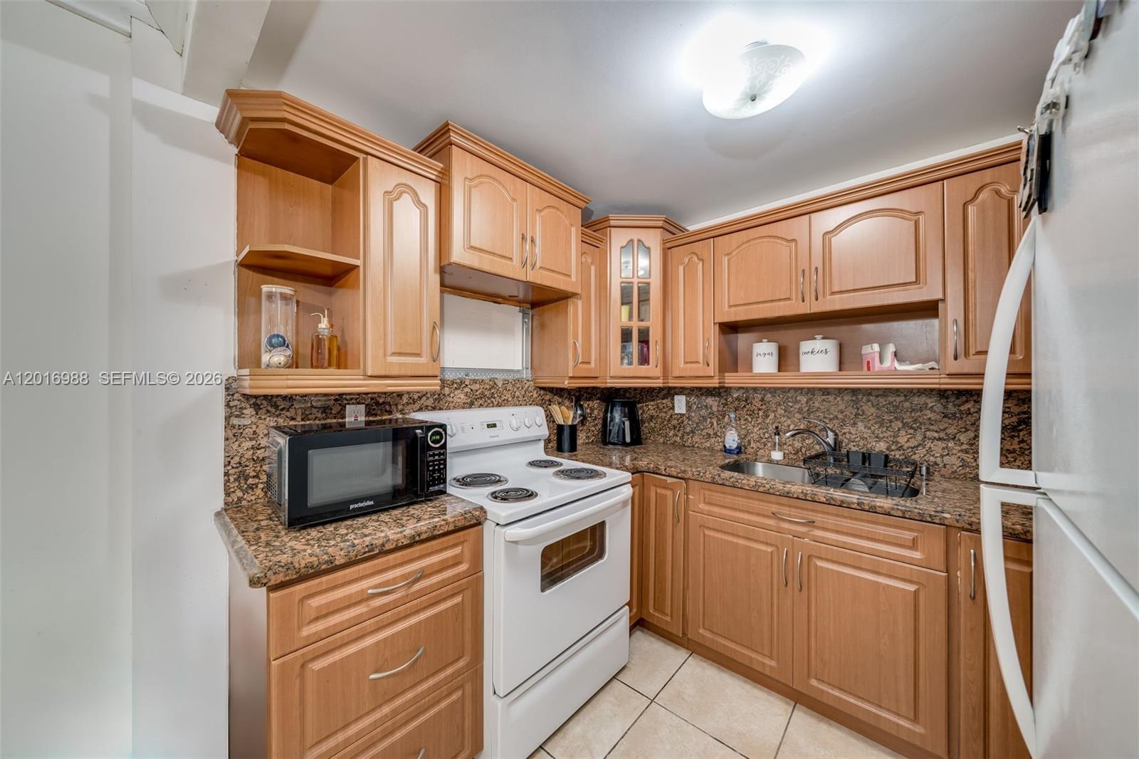 SEGOVIA CONDO - Residential