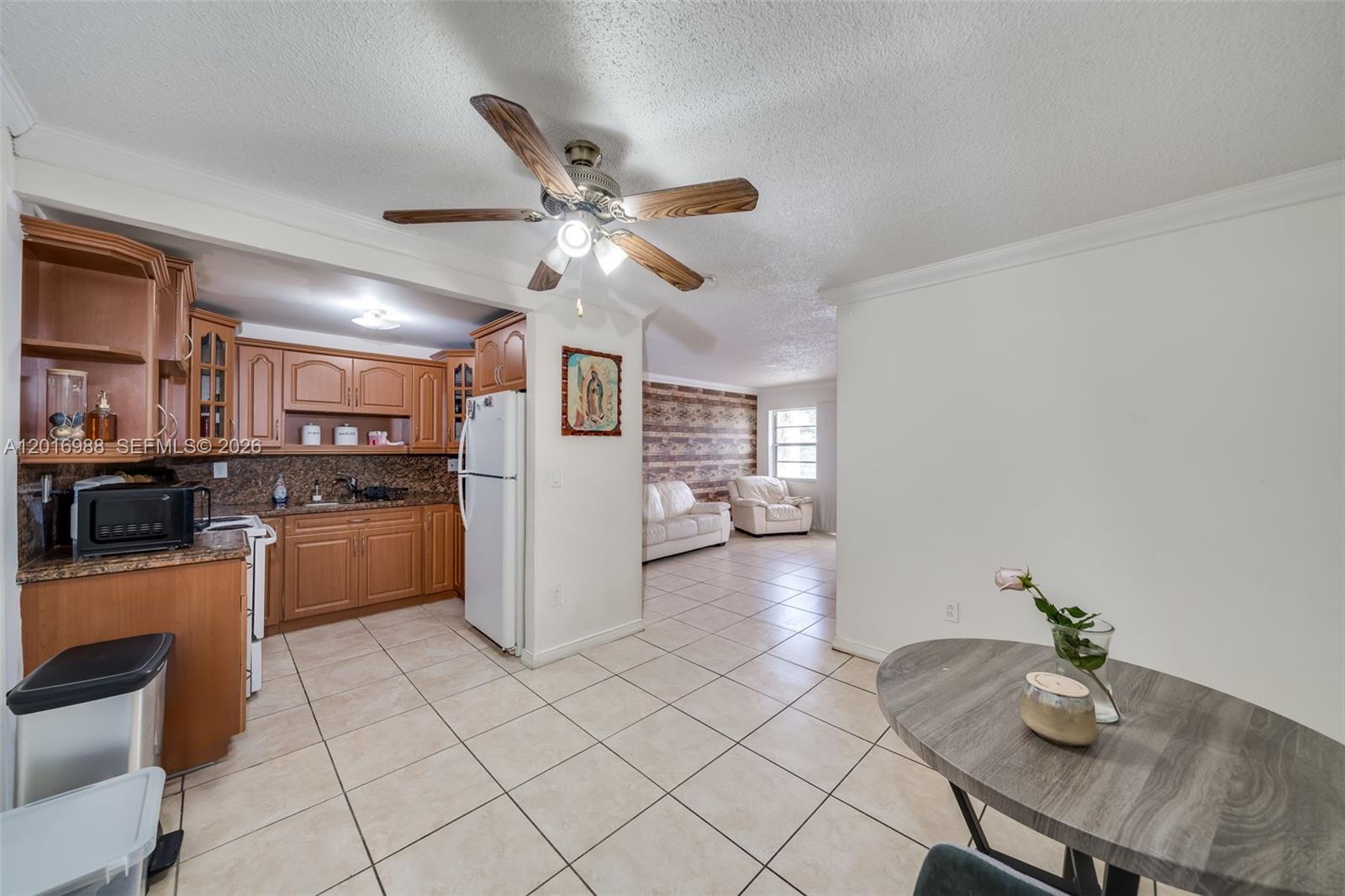SEGOVIA CONDO - Residential
