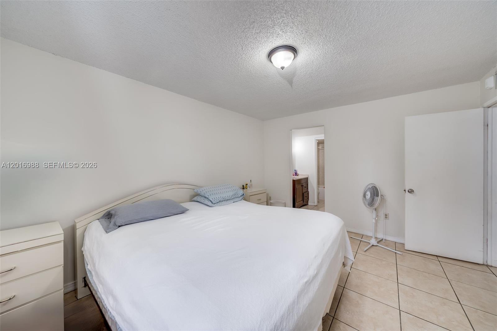 SEGOVIA CONDO - Residential