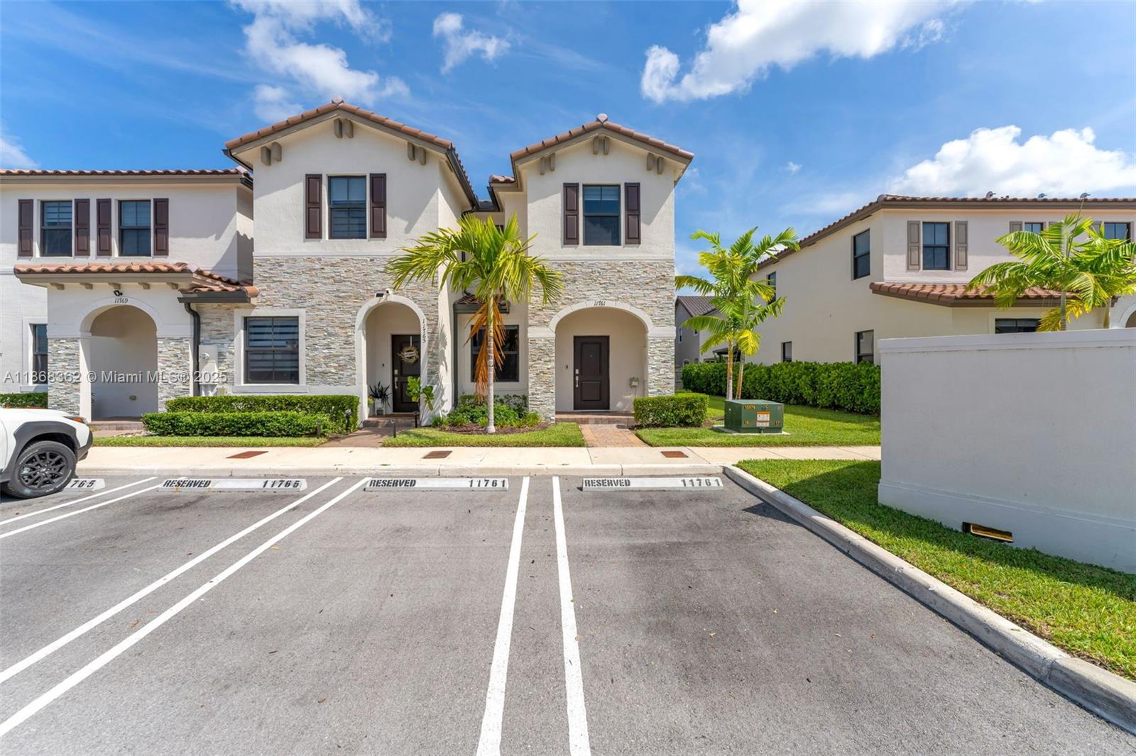 Immaculate 3BR/2.5BA corner townhouse built in 2022. Features a bright, open layout with spacious bedrooms and a private primary suite. Enjoy resort-style amenities including a clubhouse, gym, and pool. Conveniently located off Turnpike Exit 9, near Wawa, Aldi, and Chick-fil-A. Move-in ready—don’t miss this opportunity!