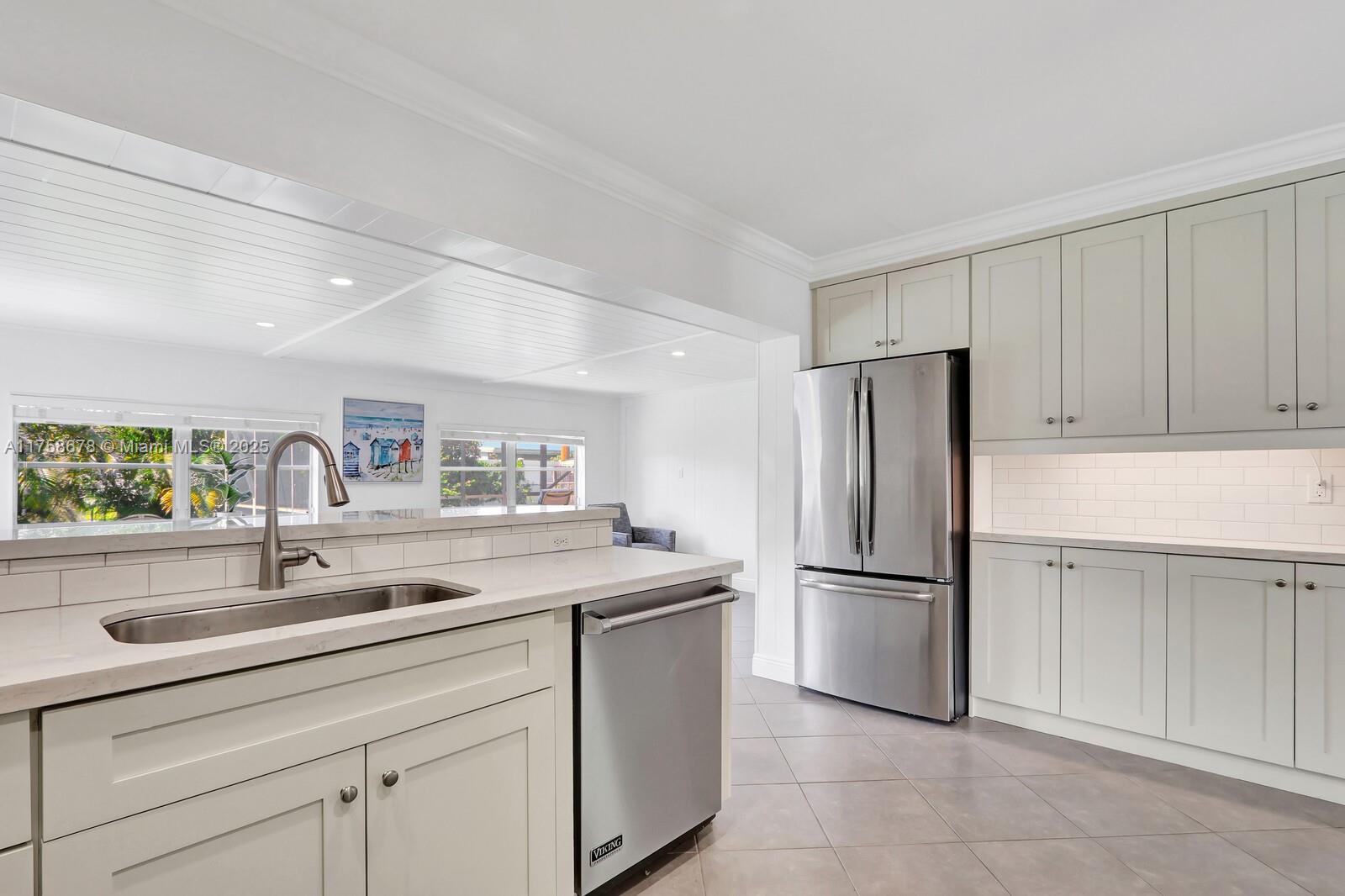BUBB H PROPERTIES - Residential