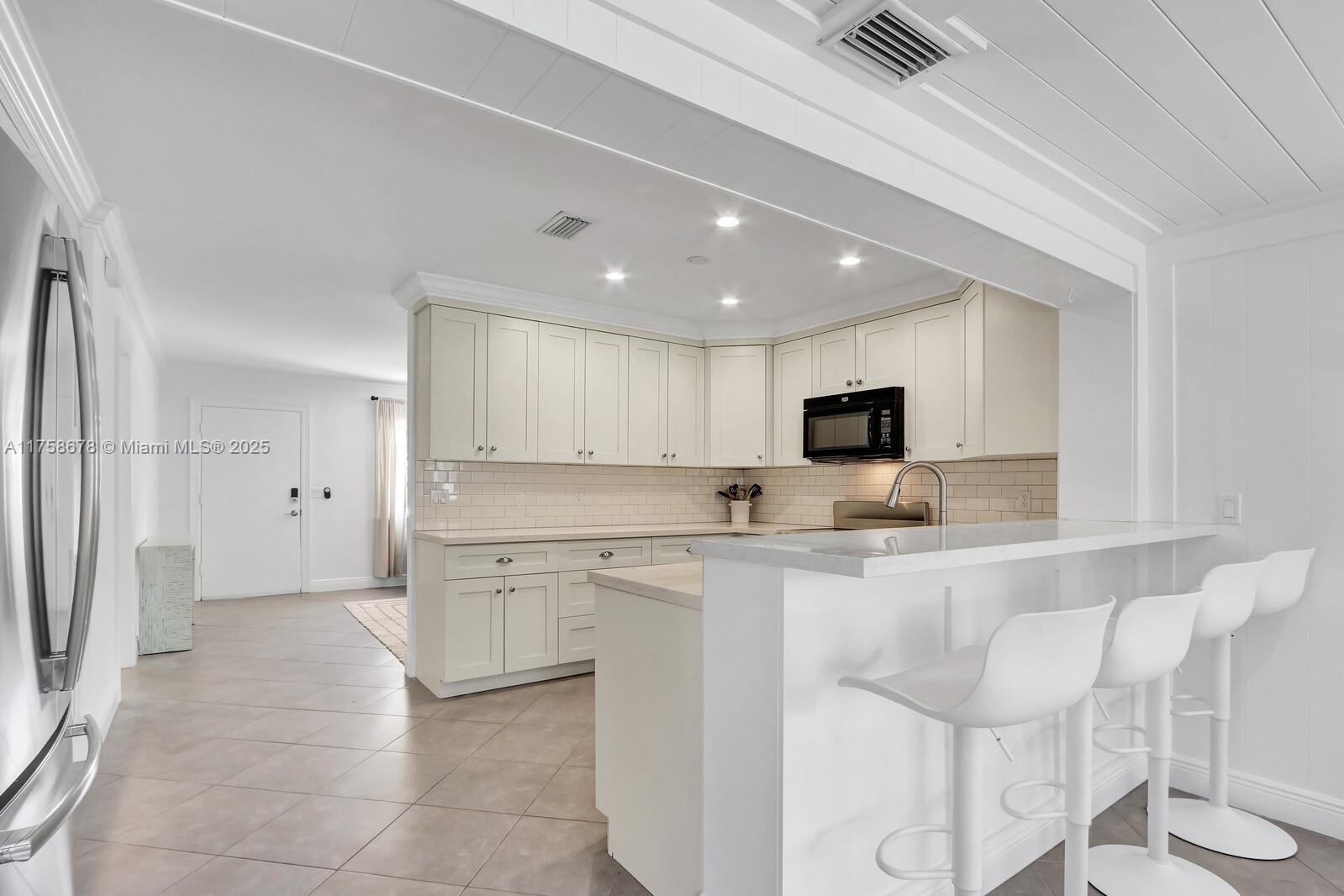 BUBB H PROPERTIES - Residential