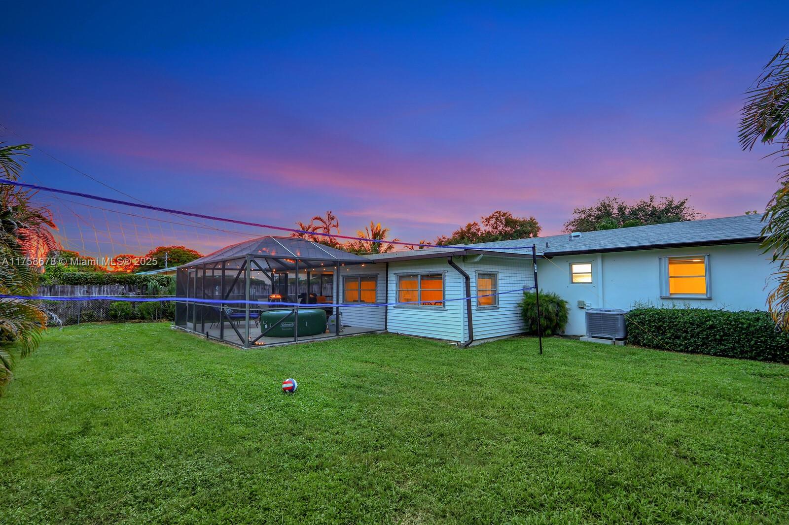 2346 N Wallen Dr