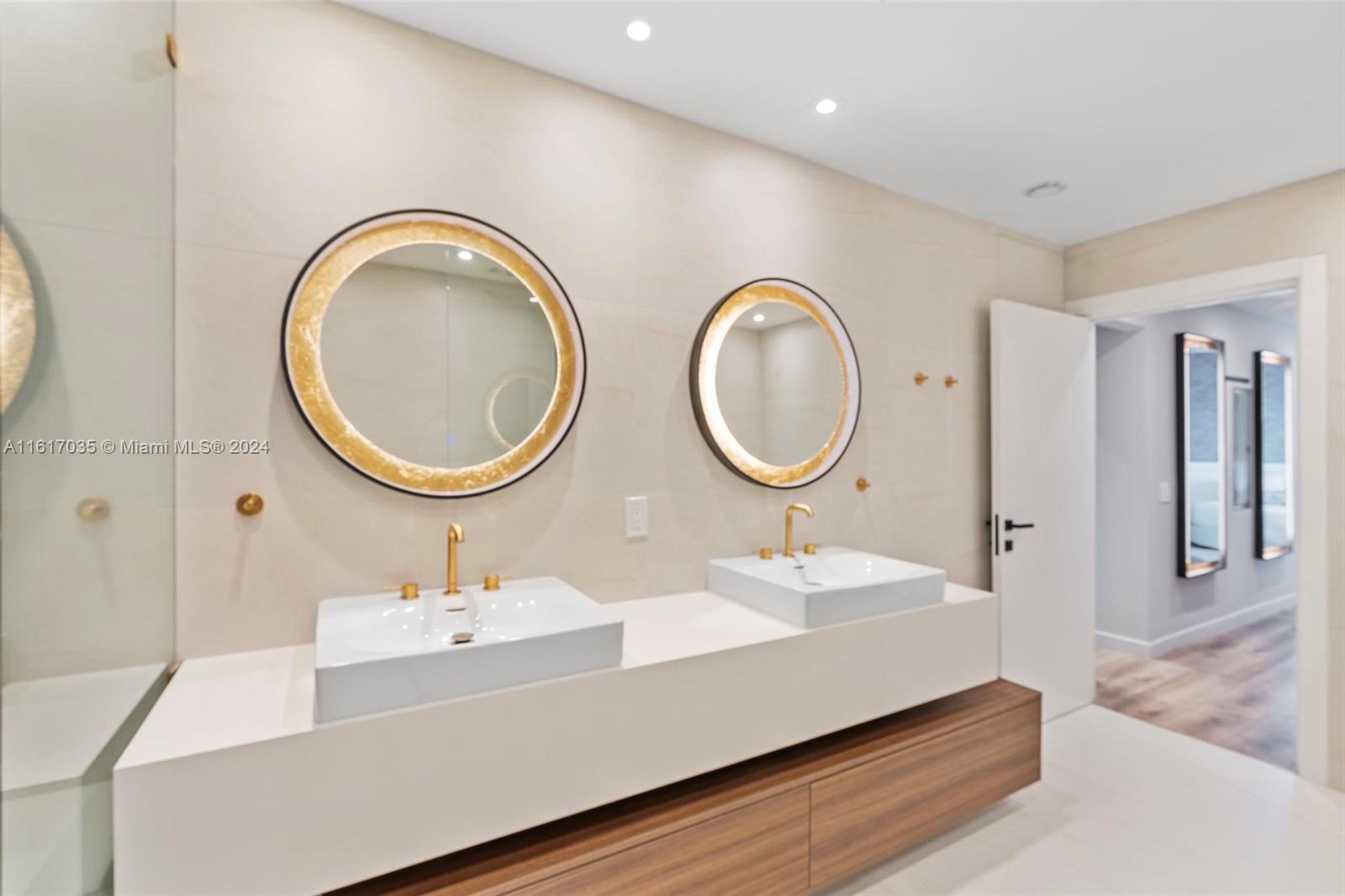 SANDS POINTE OCEAN BEACH - Residential Lease