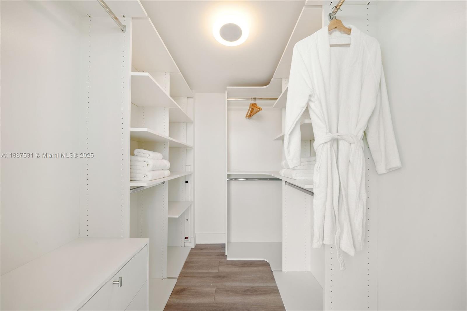 LATITUDE ON THE RIVER CON - Residential Lease