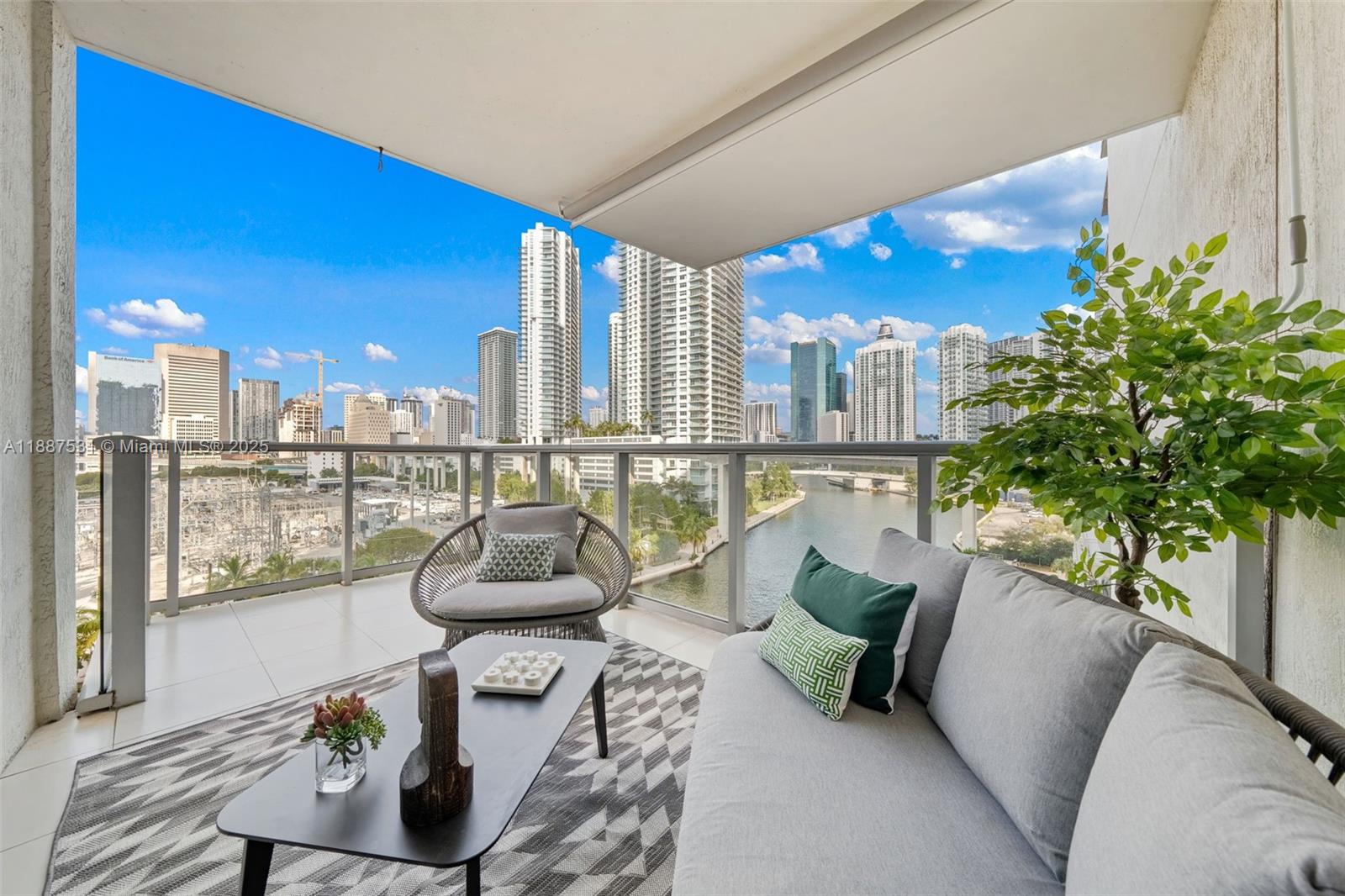 LATITUDE ON THE RIVER CON - Residential Lease