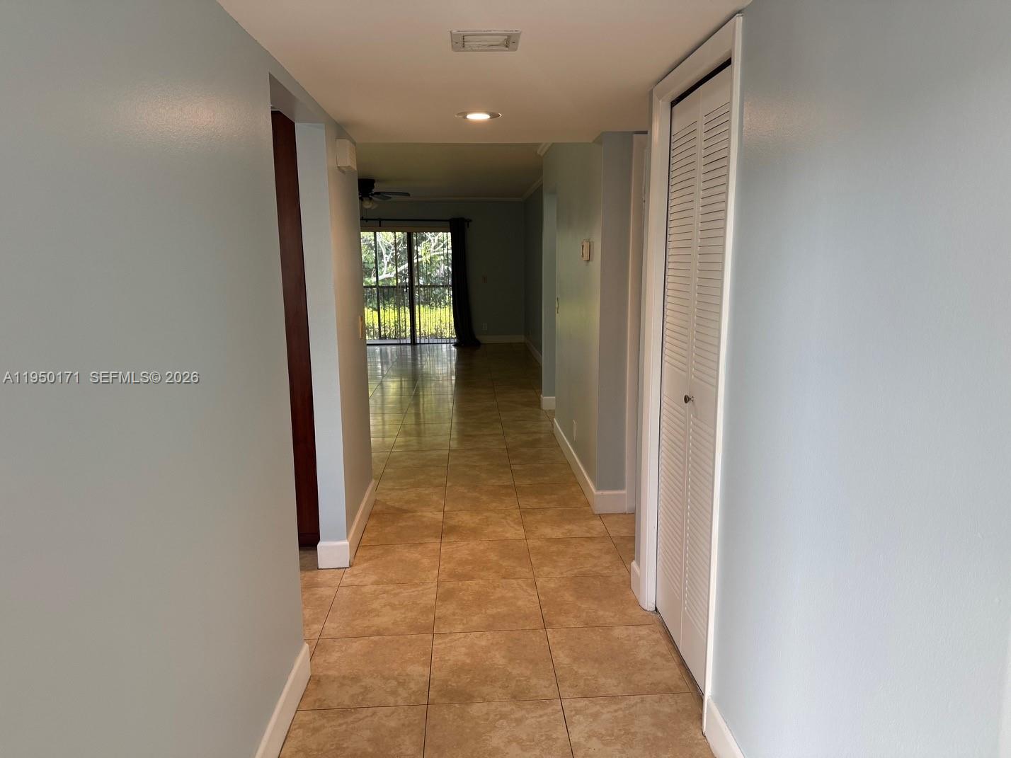 GARDENS AT BONAVENTURE 14 - Residential Lease