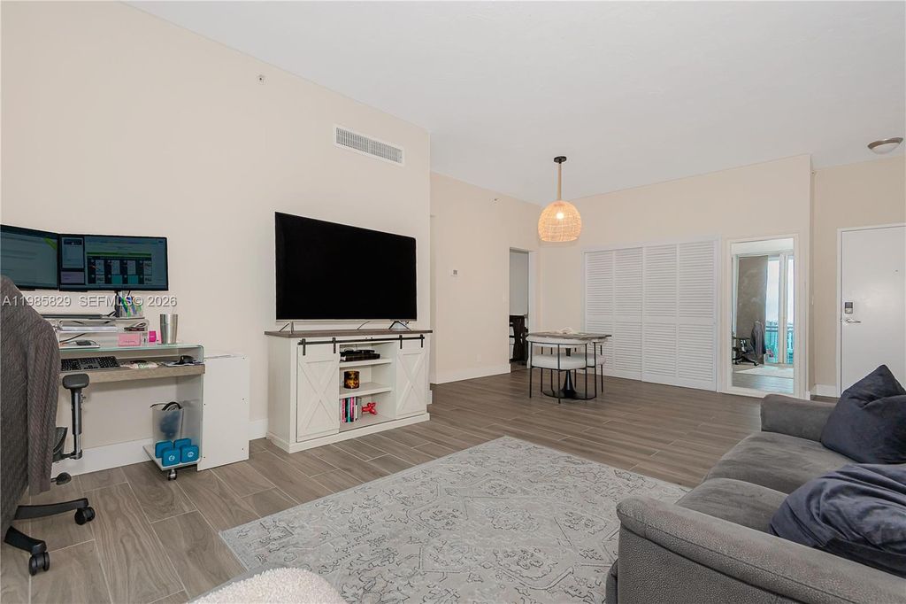 Photo of 3001 S Ocean Dr #1639, Hollywood, FL 33019 (MLS # A11985829)