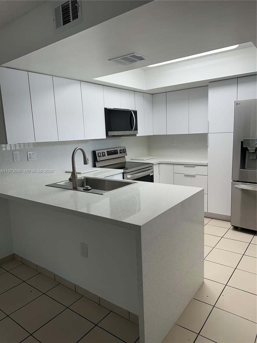 10839 NW 7th St 12-24