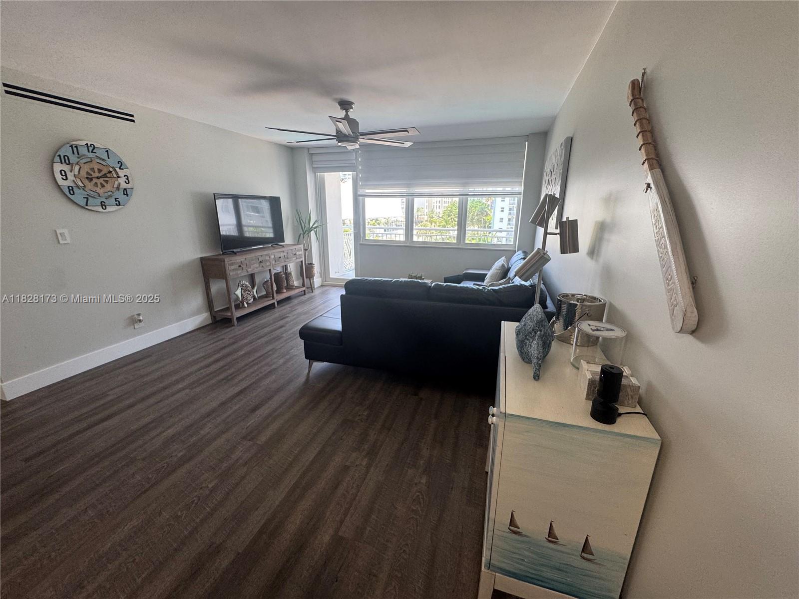 301 N Ocean Blvd 404