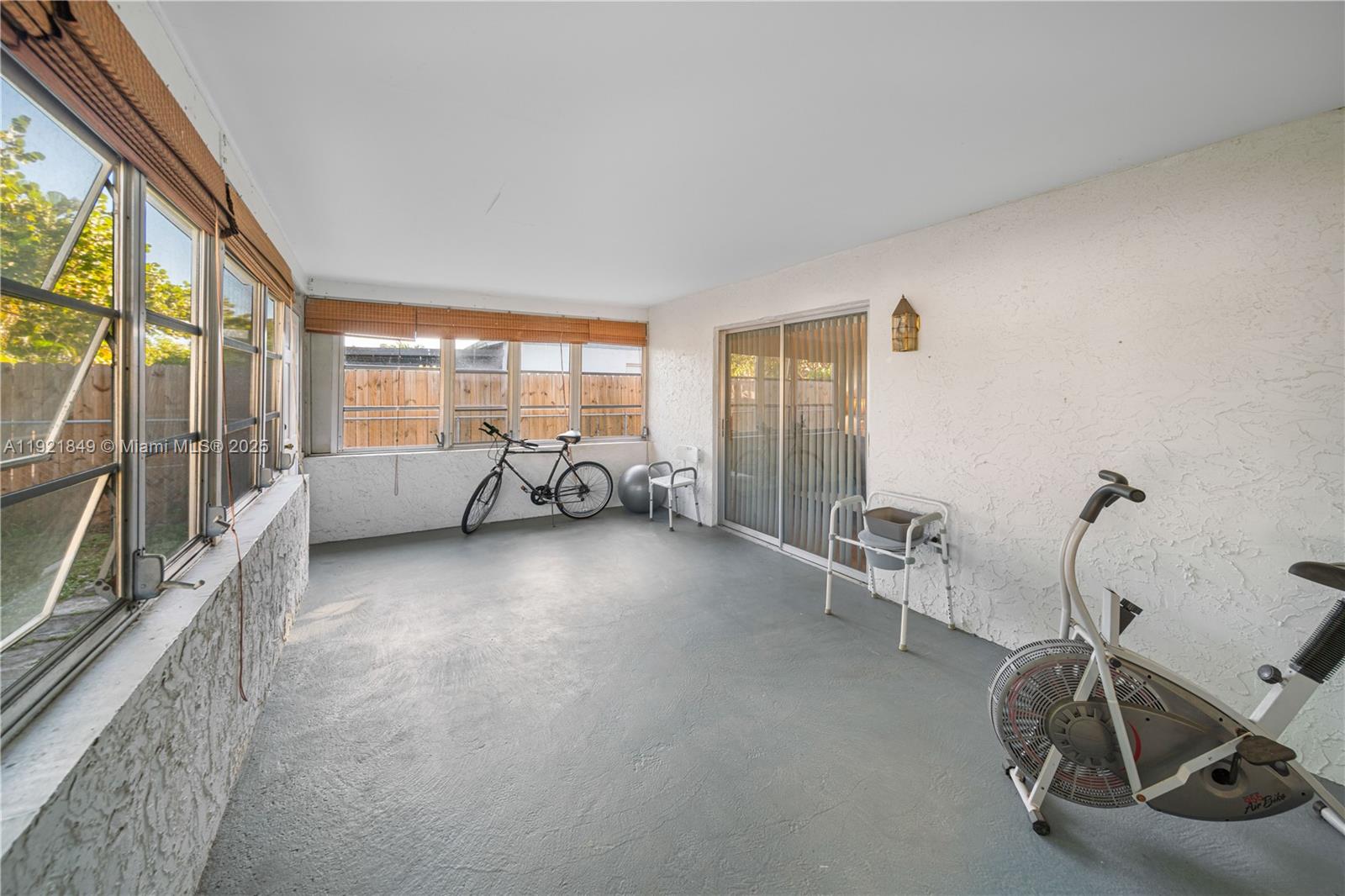 CITY OF LAUDERHILL SEC 1 - Residential