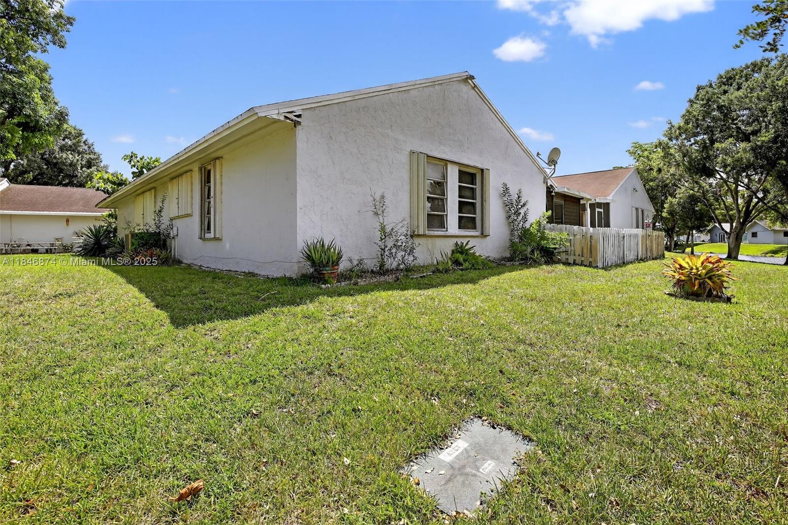 8601 Bridle Path Ct
