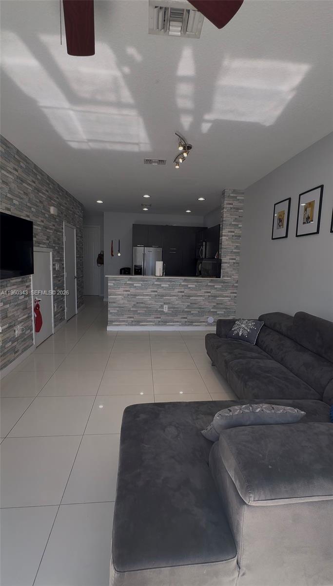 GEORGETOWN - Residential