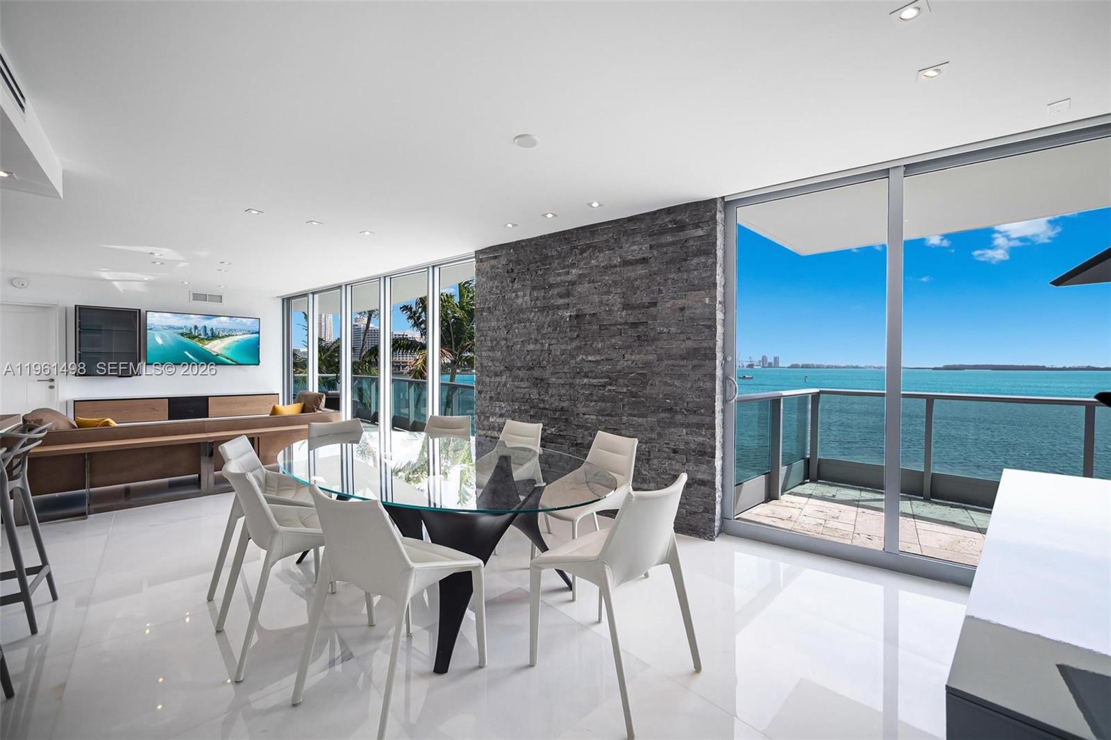 1331 Brickell Bay Dr BL-33