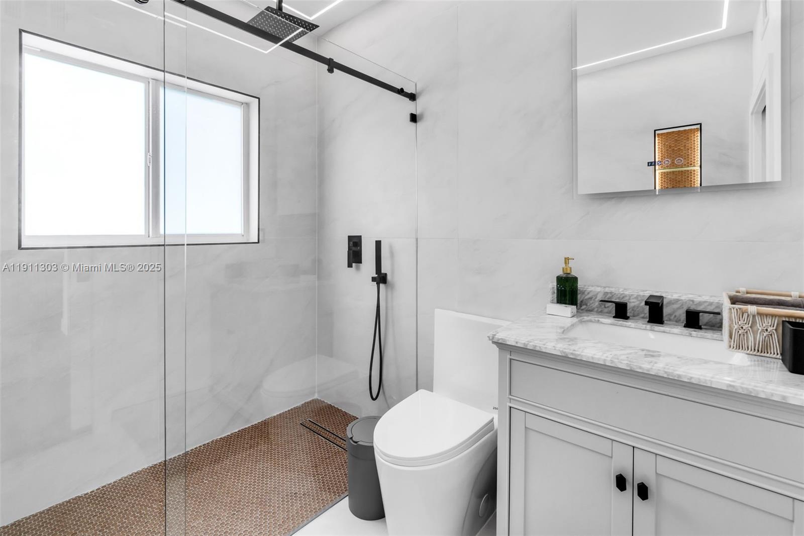 WEST SHENANDOAH - Residential