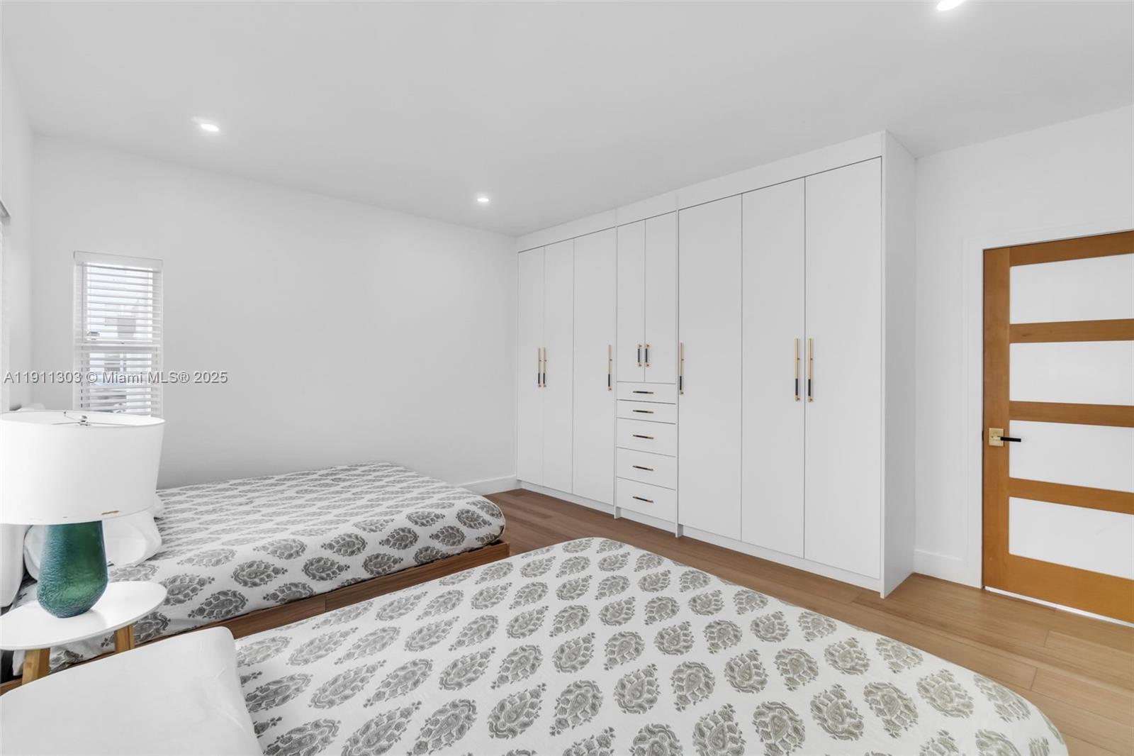 WEST SHENANDOAH - Residential