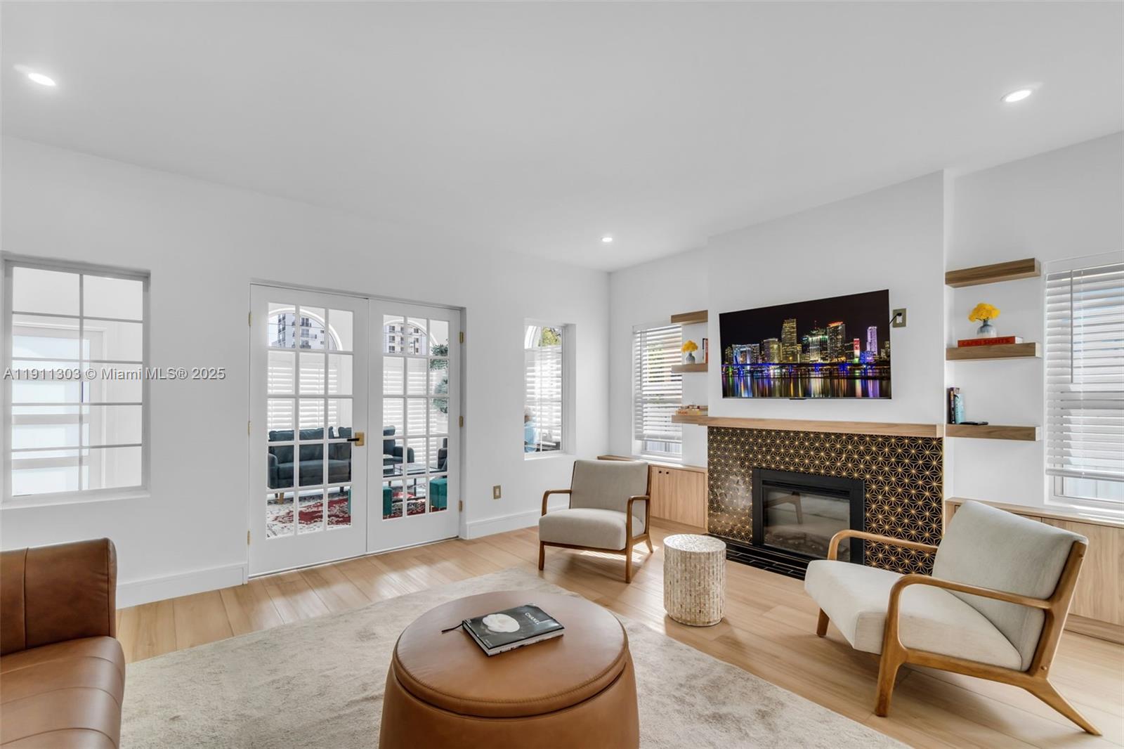 WEST SHENANDOAH - Residential