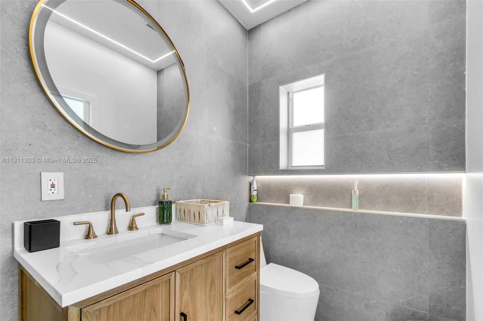 WEST SHENANDOAH - Residential